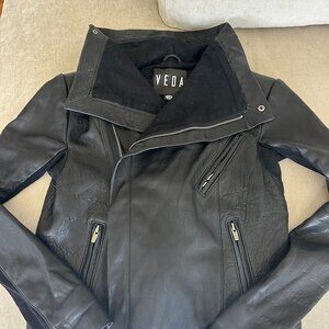 VEDA Black Max Classic Leather Moto Biker Jacket size Medium [originally $928]